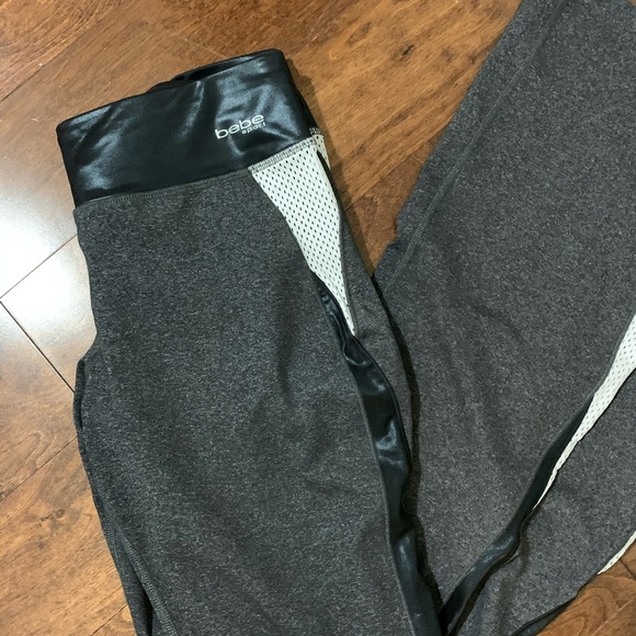 Bebe sport 2 piece workout outfit set - Picture 2 of 4